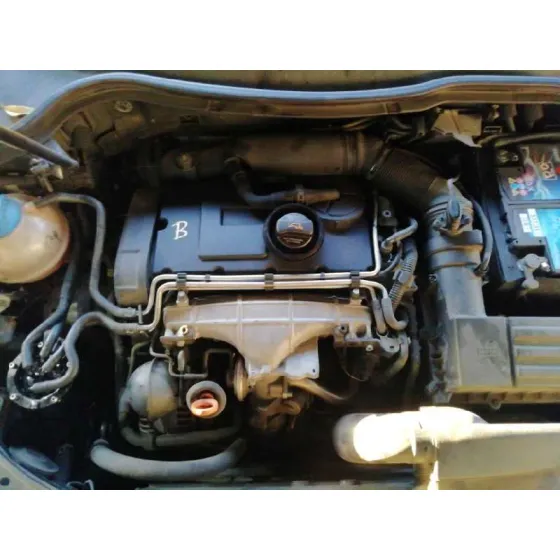 VOLKSWAGEN PASSAT BERLINA (3C2) '2005 ADVANCE VERDE