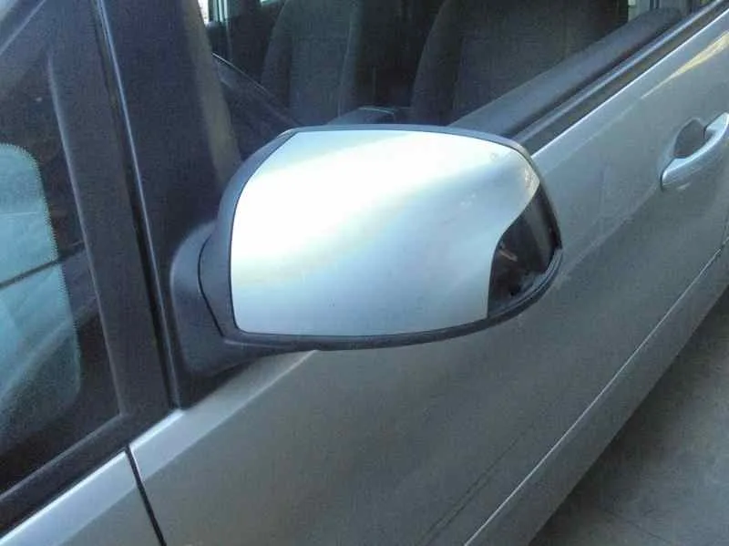 FORD FOCUS C-MAX (CAP) FORD FOCUS C-MAX (CAP) '2005 GHIA (D) PLATA 2003