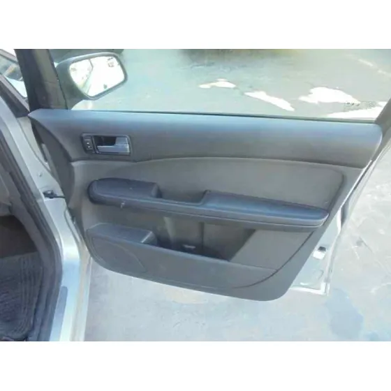 FORD FOCUS C-MAX (CAP) '2005 GHIA (D) PLATA