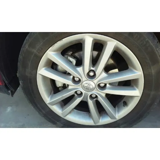 TOYOTA AURIS '2009 LUNA ROJO