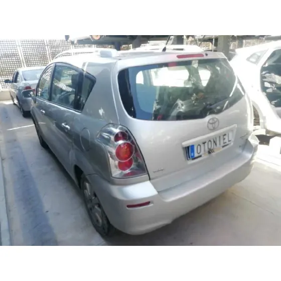 TOYOTA COROLLA VERSO (R1) '2007 2.2 D-4D LUNA GRIS
