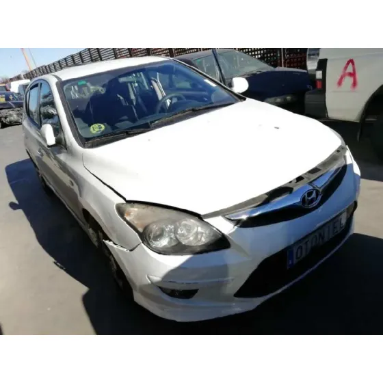 HYUNDAI I30 '2011 1.6 CRDI CAT BLANCO