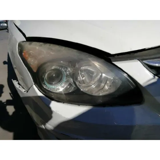 HYUNDAI I30 '2011 1.6 CRDI CAT BLANCO