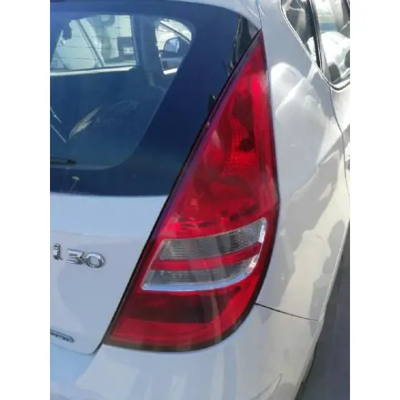HYUNDAI I30 '2011 1.6 CRDI CAT BLANCO