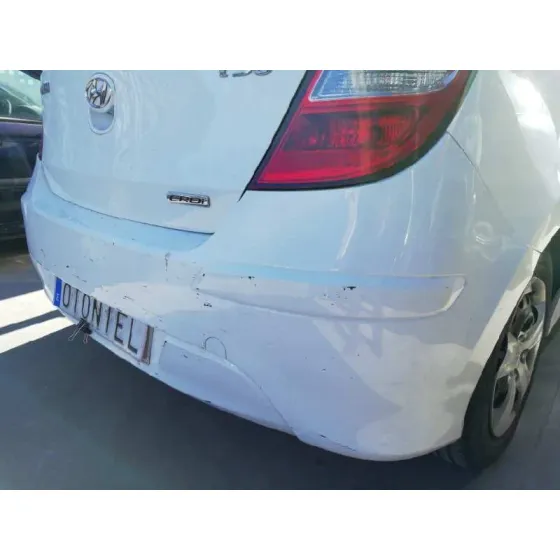 HYUNDAI I30 '2011 1.6 CRDI CAT BLANCO