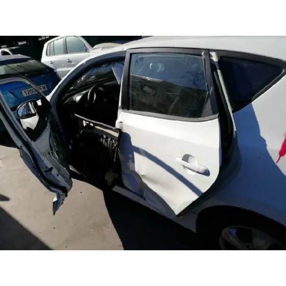HYUNDAI I30 '2011 1.6 CRDI CAT BLANCO