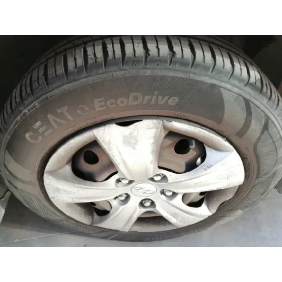 HYUNDAI I30 '2011 1.6 CRDI CAT BLANCO