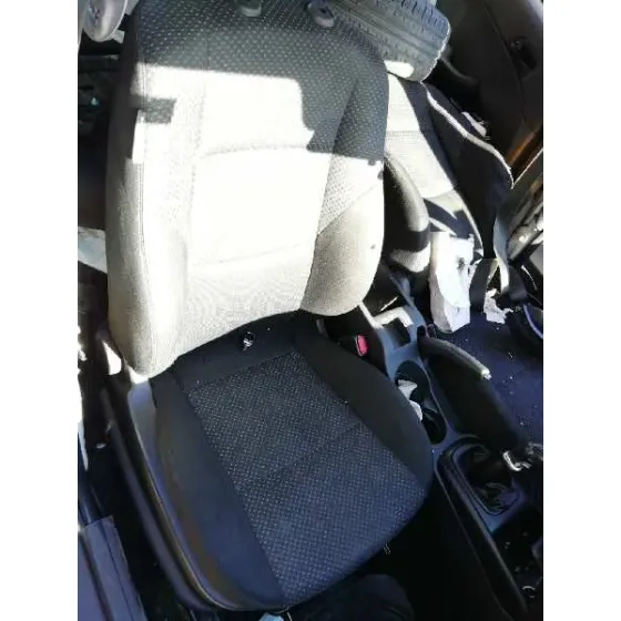 HYUNDAI I30 '2011 1.6 CRDI CAT BLANCO