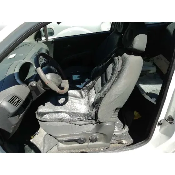 NISSAN MICRA (K12E) '2005 1.5 DCI TURBODIESEL CAT BLANCO
