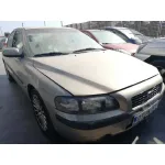VOLVO S60 BERLINA VOLVO S60 BERLINA '2001 2.4 T / 2.5 T DORADO 2001