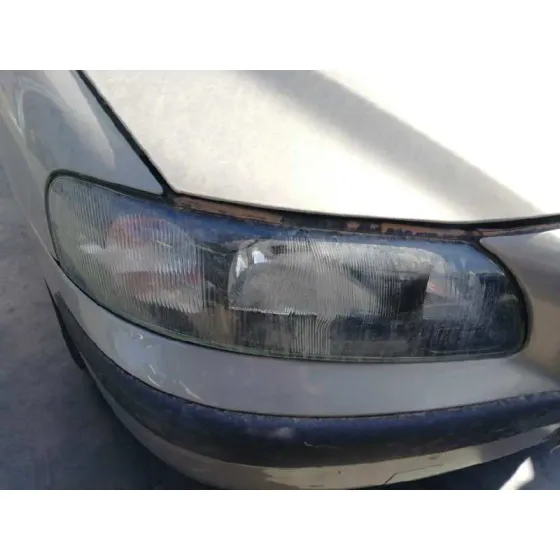 VOLVO S60 BERLINA '2001 2.4 T / 2.5 T DORADO