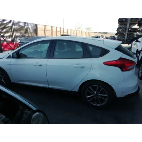 FORD FOCUS LIM. '2015 BUSINESS BLANCO