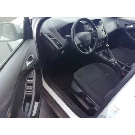 FORD FOCUS LIM. '2015 BUSINESS BLANCO