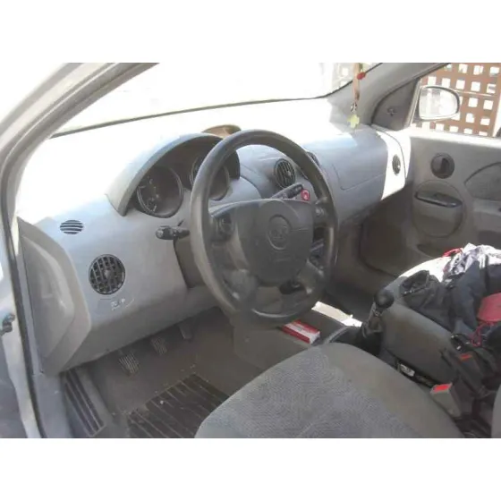 DAEWOO KALOS '2004 1.4 SE GRIS
