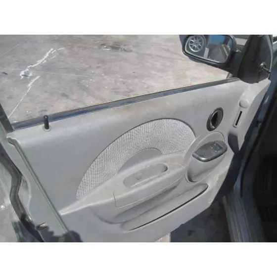 DAEWOO KALOS '2004 1.4 SE GRIS