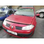 RENAULT MEGANE II BERLINA 5P RENAULT MEGANE II BERLINA 5P '2005 AUTHENTIQUE BURDEOS 2002