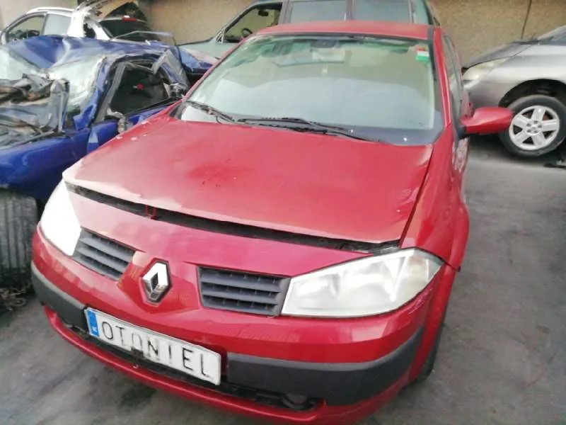 RENAULT MEGANE II BERLINA 5P '2005 AUTHENTIQUE BURDEOS