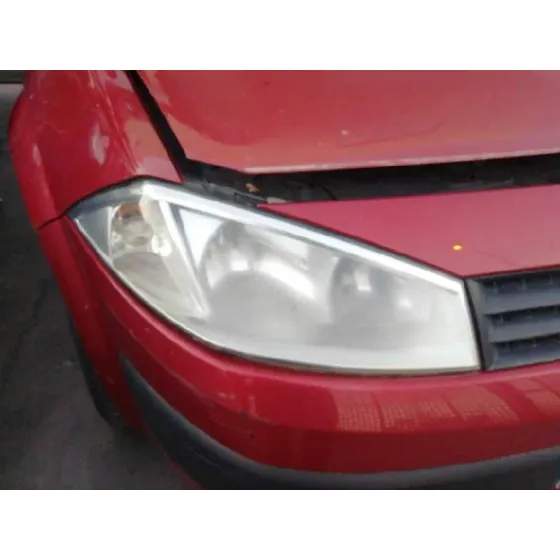 RENAULT MEGANE II BERLINA 5P '2005 AUTHENTIQUE BURDEOS