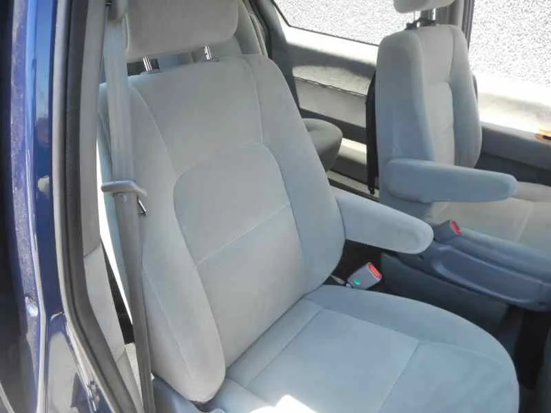 KIA CARNIVAL II '2004 2.9 CDRI EX AZUL