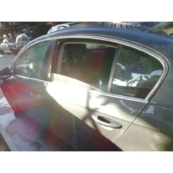 VOLKSWAGEN PASSAT LIM. (362) '2011 ADVANCE BLUEMOTION GRIS