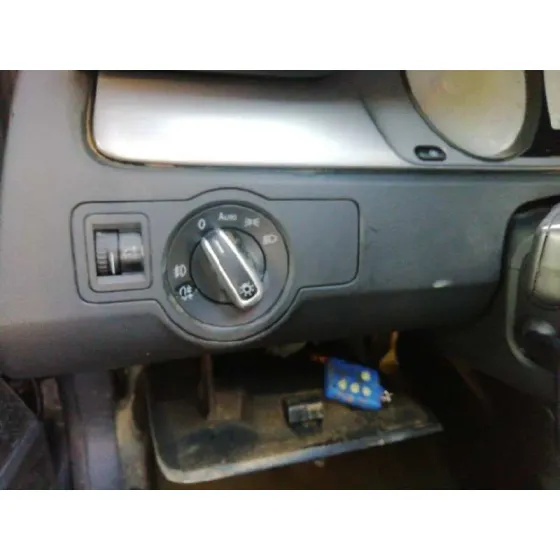 VOLKSWAGEN PASSAT LIM. (362) '2011 ADVANCE BLUEMOTION GRIS