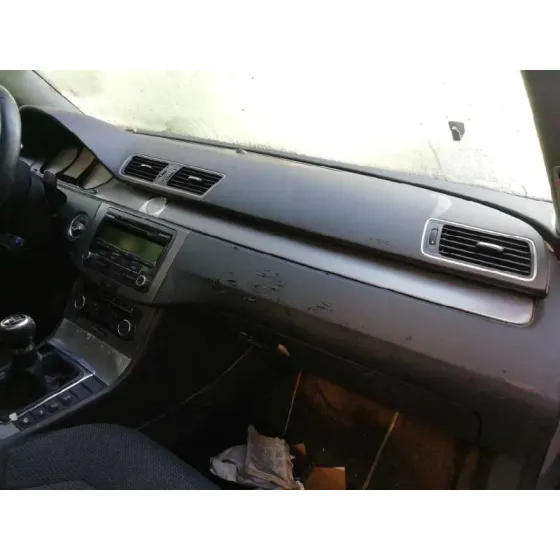 VOLKSWAGEN PASSAT LIM. (362) '2011 ADVANCE BLUEMOTION GRIS