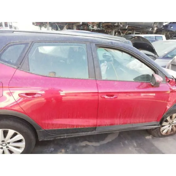 SEAT ARONA '2018 REFERENCE ROJO