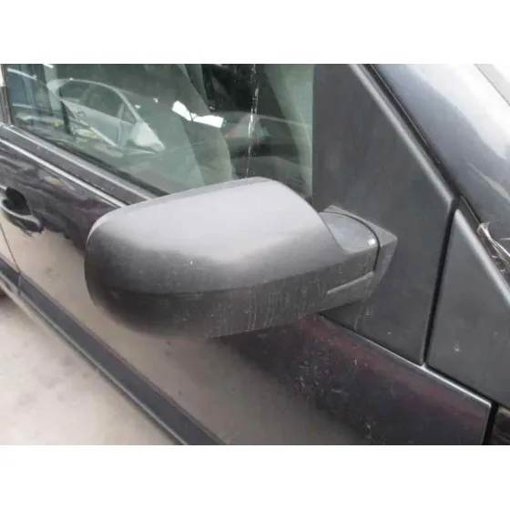 FORD FUSION (CBK) '2003 AMBIENTE NEGRO/GRIS