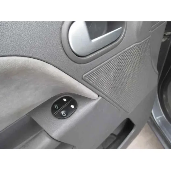 FORD FUSION (CBK) '2003 AMBIENTE NEGRO/GRIS