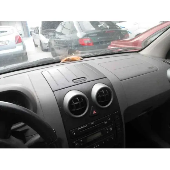 FORD FUSION (CBK) '2003 AMBIENTE NEGRO/GRIS
