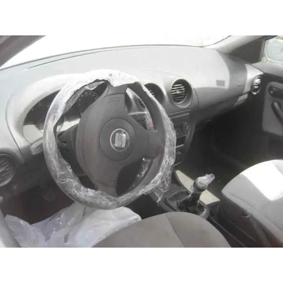 SEAT IBIZA (6L1) '2004 COOL BLANCO