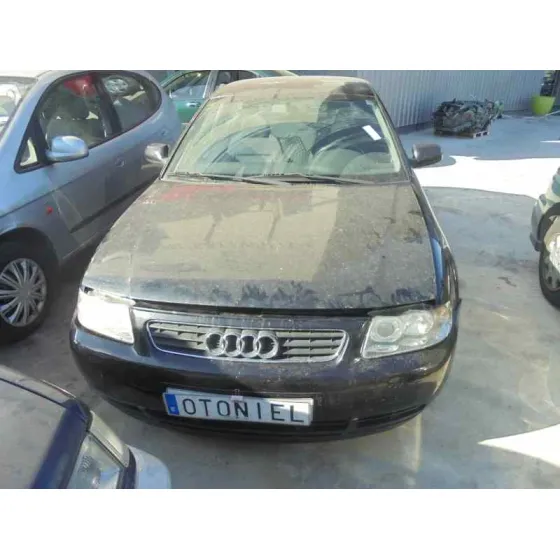 AUDI A3 (8L) '2002 1.9 TDI AMBIENTE NEGRO