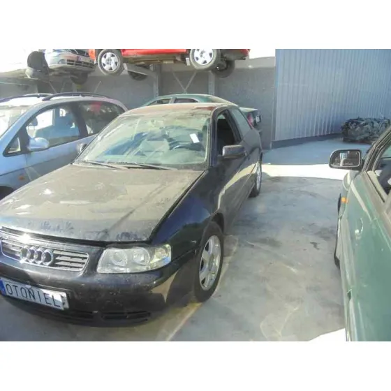 AUDI A3 (8L) '2002 1.9 TDI AMBIENTE NEGRO