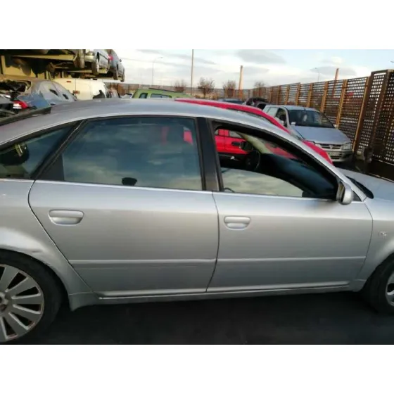 AUDI A6 BERLINA (4B2) '2005 2.5 TDI GRIS