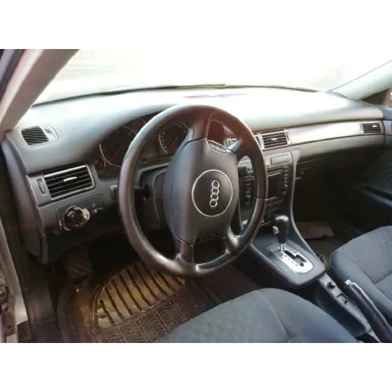 AUDI A6 BERLINA (4B2) '2005 2.5 TDI GRIS