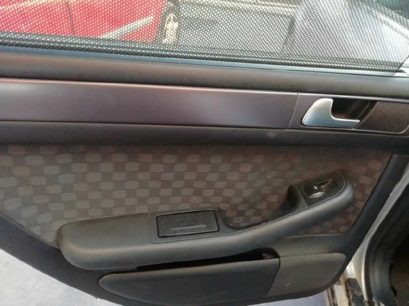 AUDI A6 BERLINA (4B2) '2005 2.5 TDI GRIS