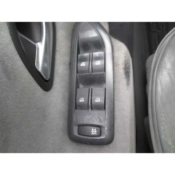 RENAULT LAGUNA II (BG0) '2002 AUTHENTIQUE PLATA