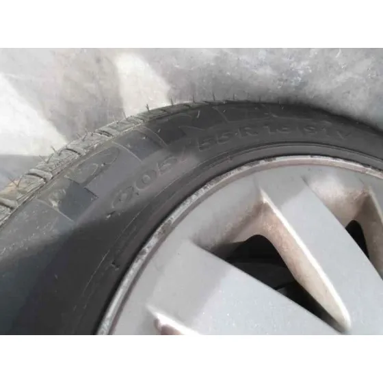 RENAULT LAGUNA II (BG0) '2002 AUTHENTIQUE PLATA