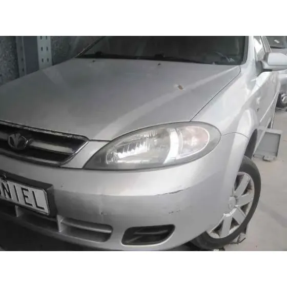 DAEWOO LACETTI '2004 CDX PLATA