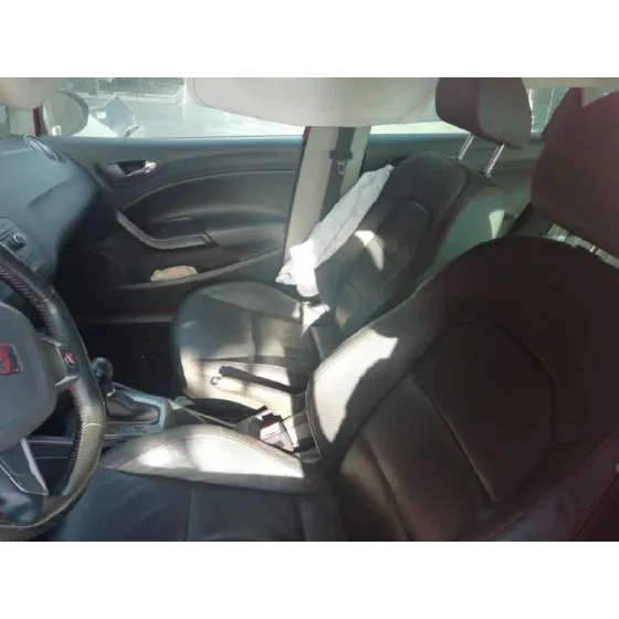 SEAT IBIZA ST (6J8) '2014 FR ROJO