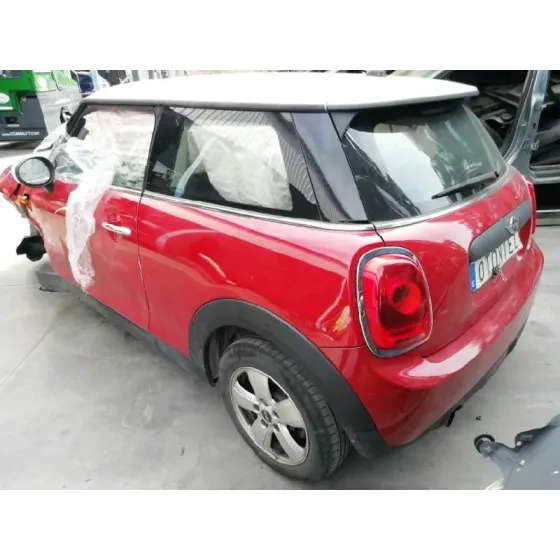 MINI MINI (F56) '2014 ONE ROJO