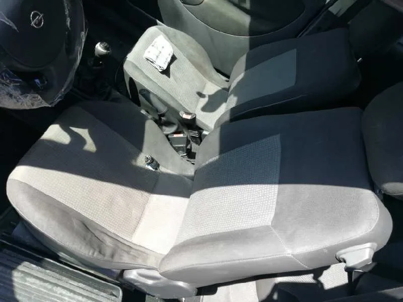 OPEL CORSA C OPEL CORSA C '2005 CORSAVAN BLANCO 2003