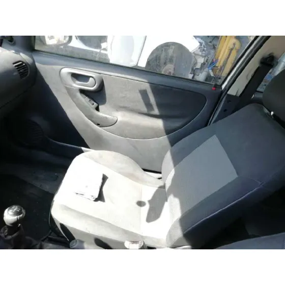 OPEL CORSA C '2005 CORSAVAN BLANCO