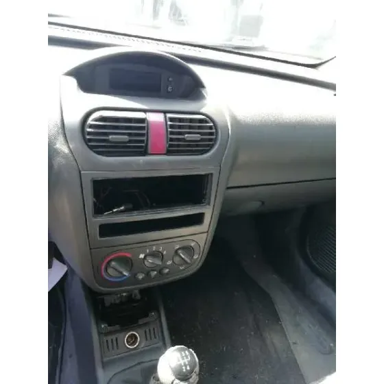 OPEL CORSA C '2005 CORSAVAN BLANCO