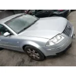 VOLKSWAGEN PASSAT BERLINA (3B3) VOLKSWAGEN PASSAT BERLINA (3B3) '2002 ADVANCE GRIS PLATA 2003
