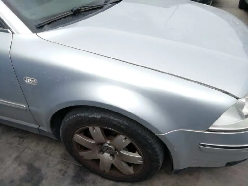VOLKSWAGEN PASSAT BERLINA (3B3) VOLKSWAGEN PASSAT BERLINA (3B3) '2002 ADVANCE GRIS PLATA 2003