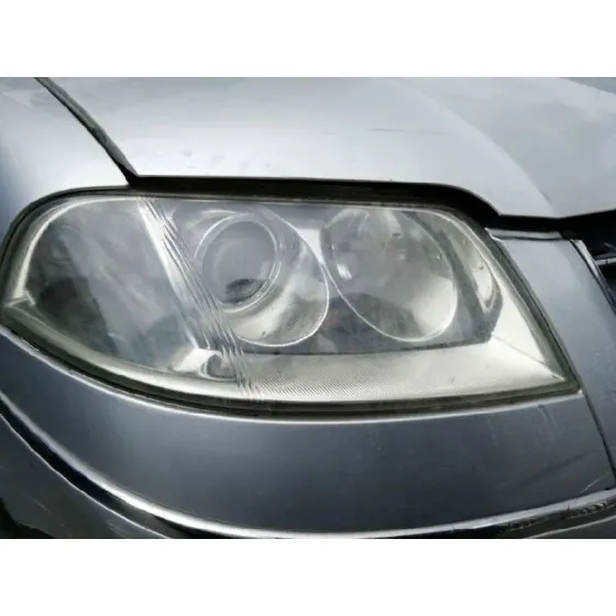 VOLKSWAGEN PASSAT BERLINA (3B3) '2002 ADVANCE GRIS PLATA