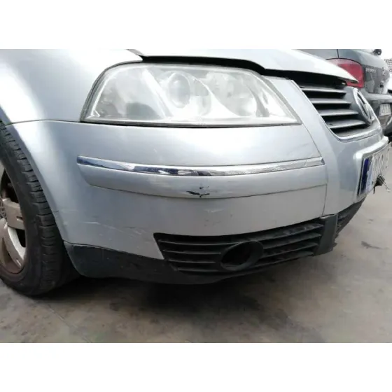 VOLKSWAGEN PASSAT BERLINA (3B3) '2002 ADVANCE GRIS PLATA