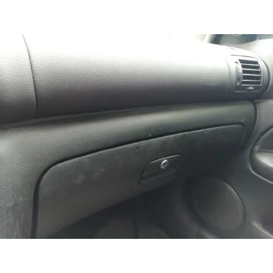VOLKSWAGEN PASSAT BERLINA (3B3) '2002 ADVANCE GRIS PLATA