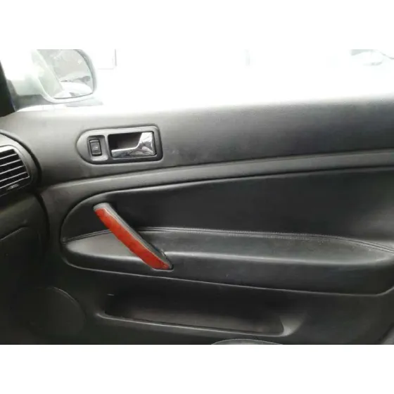VOLKSWAGEN PASSAT BERLINA (3B3) '2002 ADVANCE GRIS PLATA